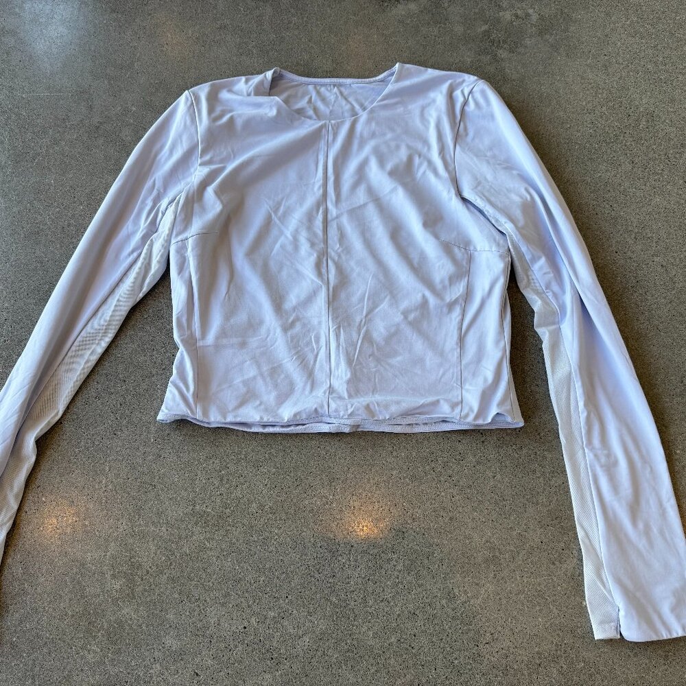lululemon Cropped Long Sleeve Top